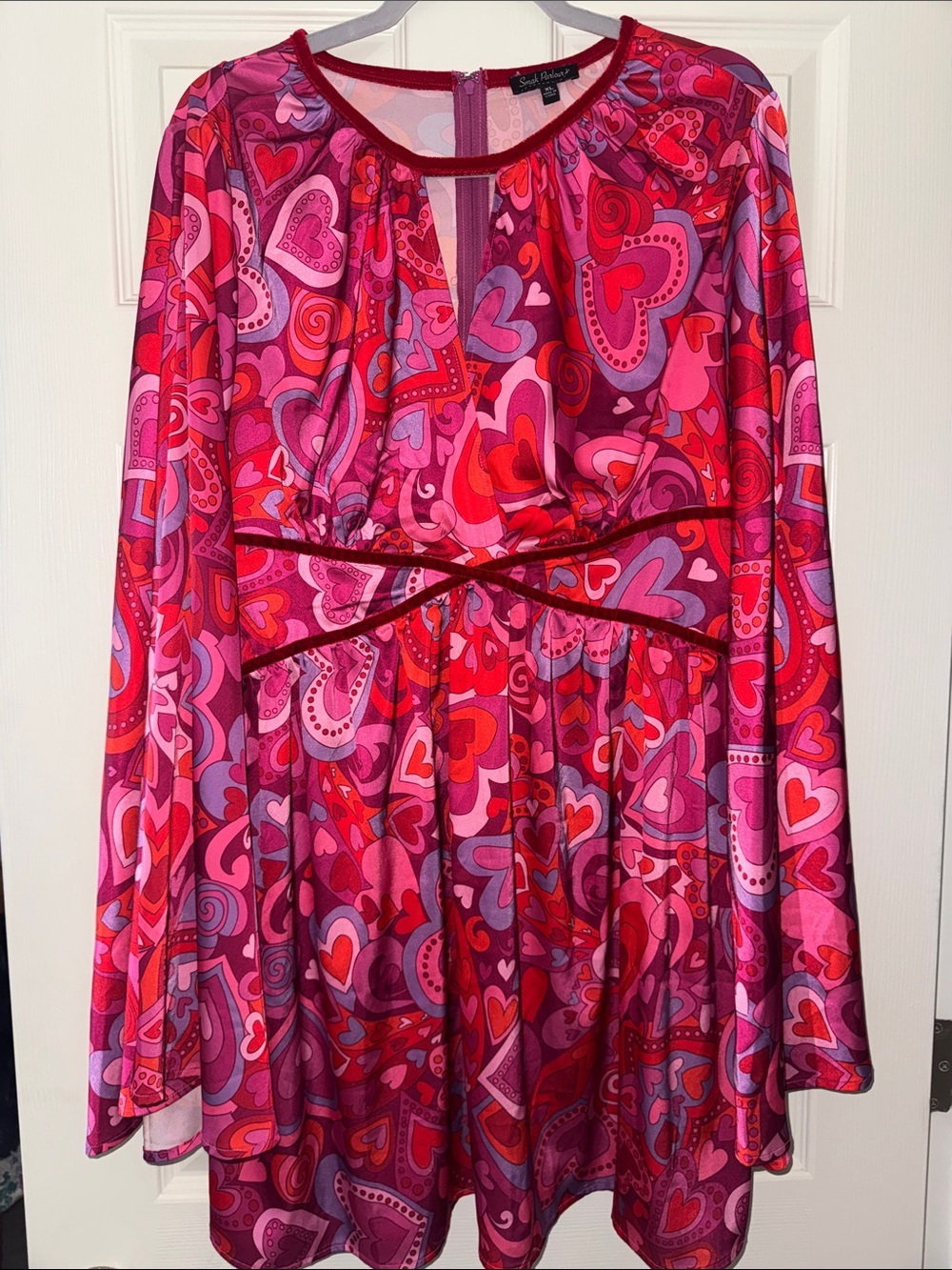 70’s Bell Sleeve Heart-Print Dress